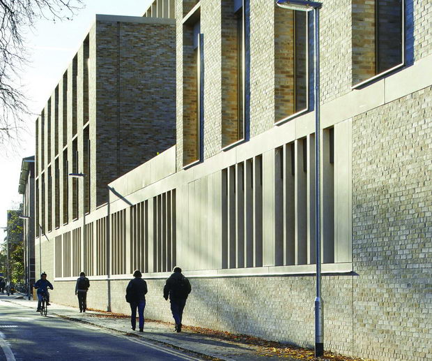 Stanton-Williams-Cambridge-Judge-Business-School-ph-Hufton- Crow-19-1-e1524051685697